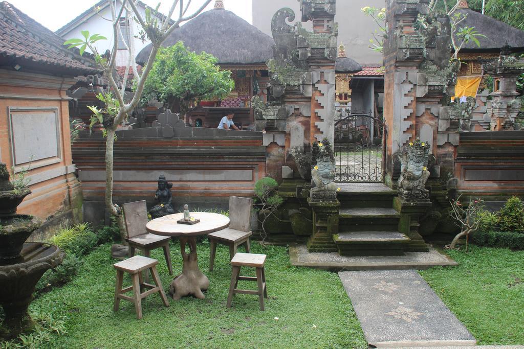Ubud Rooms B&B Couette-café Ubud